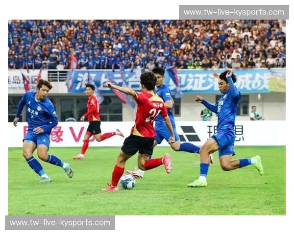 苏超赛况全解析:英雄辈出,悬念重重的赛季新格局 苏超赛况全解析:英雄辈出,悬念重重的赛季新格局